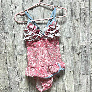 Girl’s‎ swimsuit